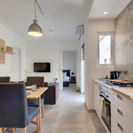 Modern Sliema Apartment Near Sea Ngoại thất bức ảnh